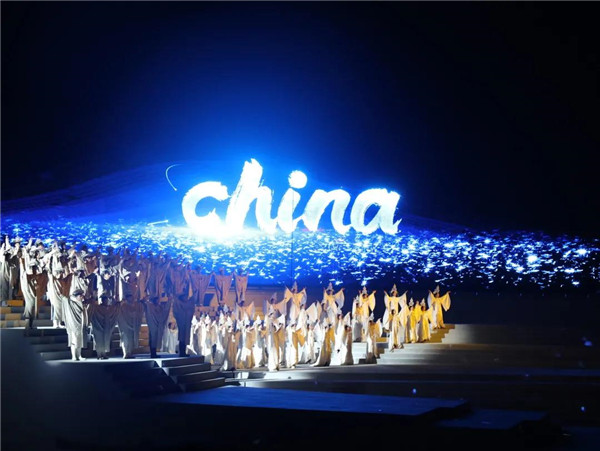 人大代表、政協委員打卡《china》