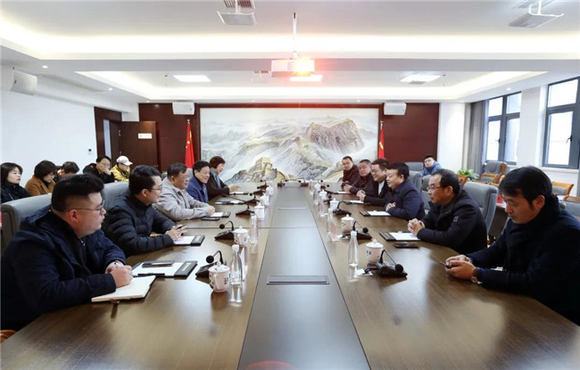 市國資委黨委書記、主任朱平生帶隊走訪慰問城投集團