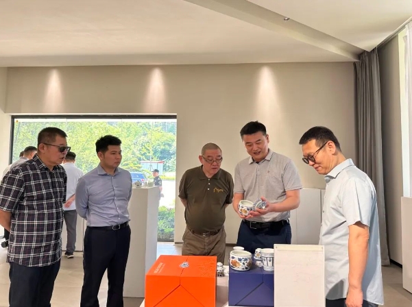 CFAC美院基地 清華大學美術學院與省數文集團、市城投集團強強聯手共繪文化創新新篇章
